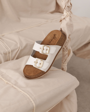 Sandale à plateforme OCA-013 blanc