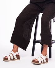 Sandale plateforme blanche Oca 007