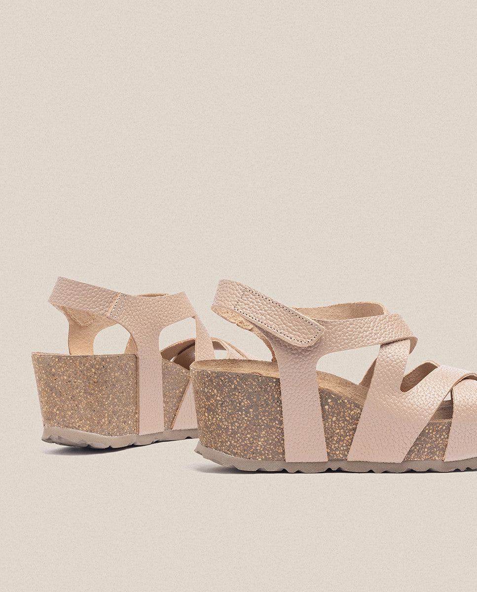 Sandalia cuña Bari 303 beige_32880.jpg