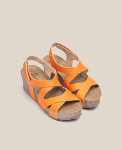 Sandalia cuña Bari 303 naranja_32877.jpg