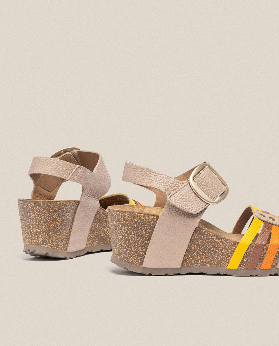 Sandalia cuña Bari 304 beige_33015.jpg