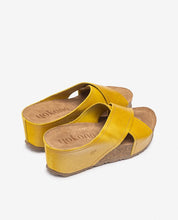 Sandalia de cuña BARI-257 amarillo_37332.jpg