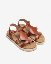 Sandalia plana ARENA-021 marrón_36605.jpg