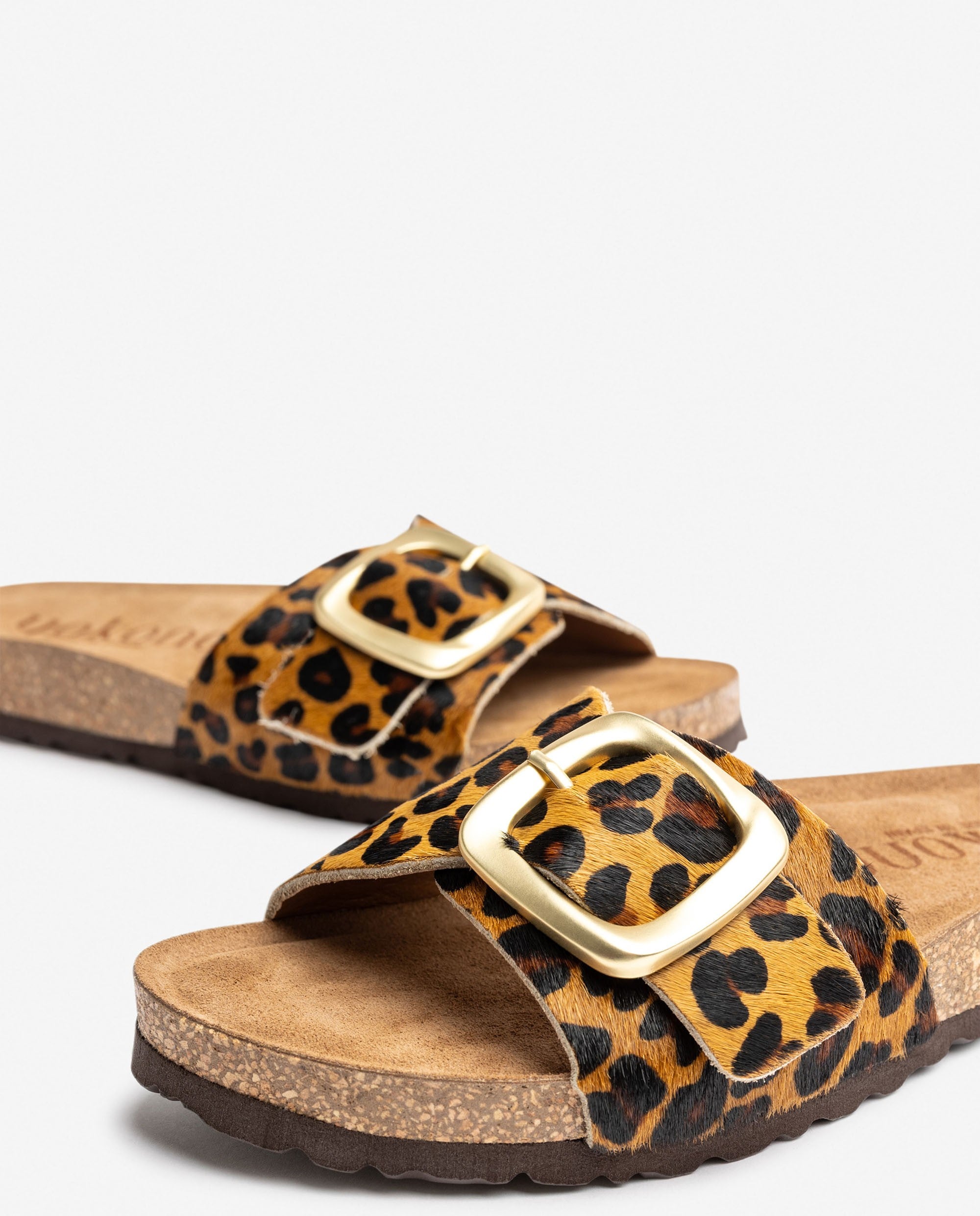 Sandalia plana JERBA-114 leopardo_37625.jpg