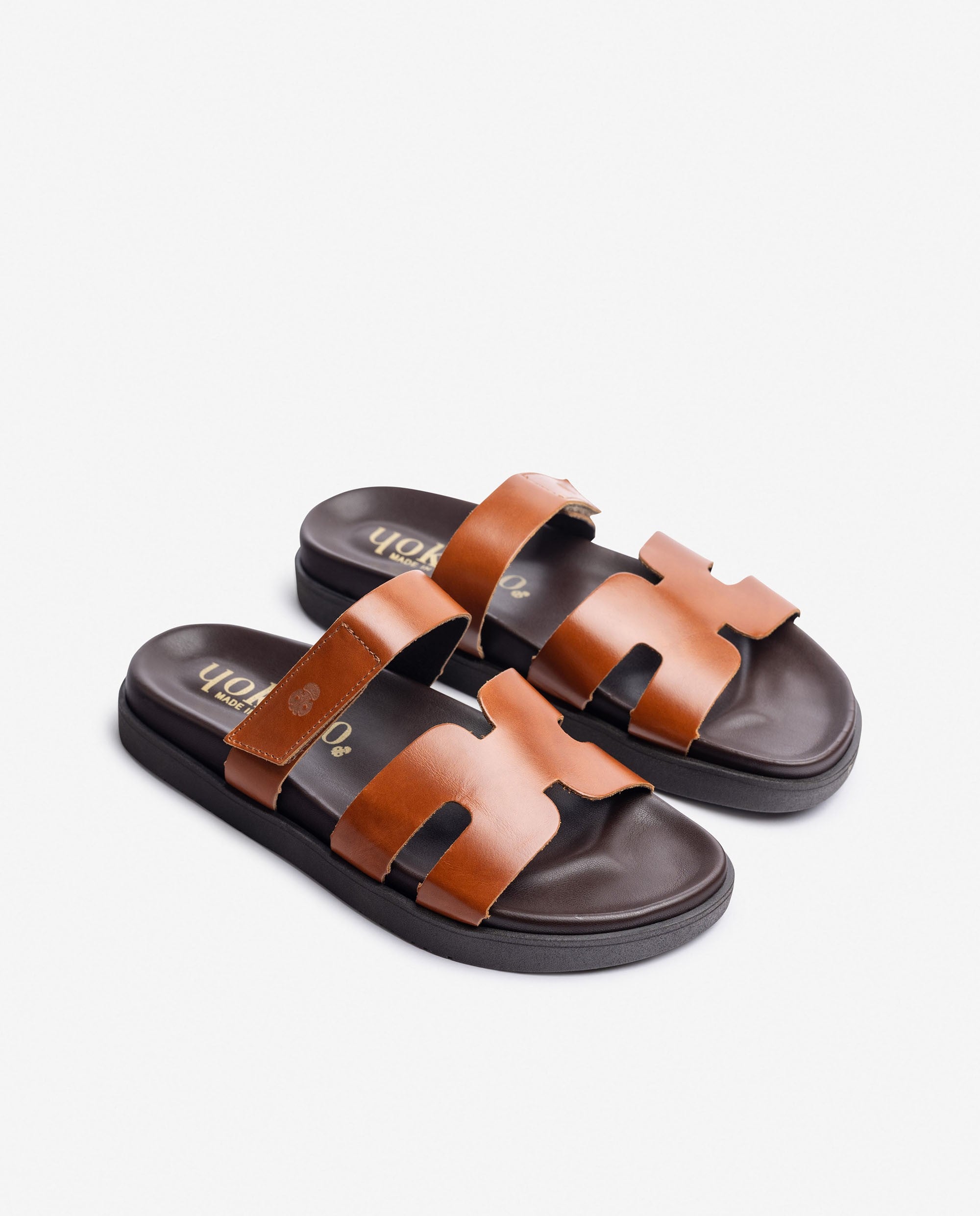 Sandalia plana MORENA-125 marrón_37633.jpg