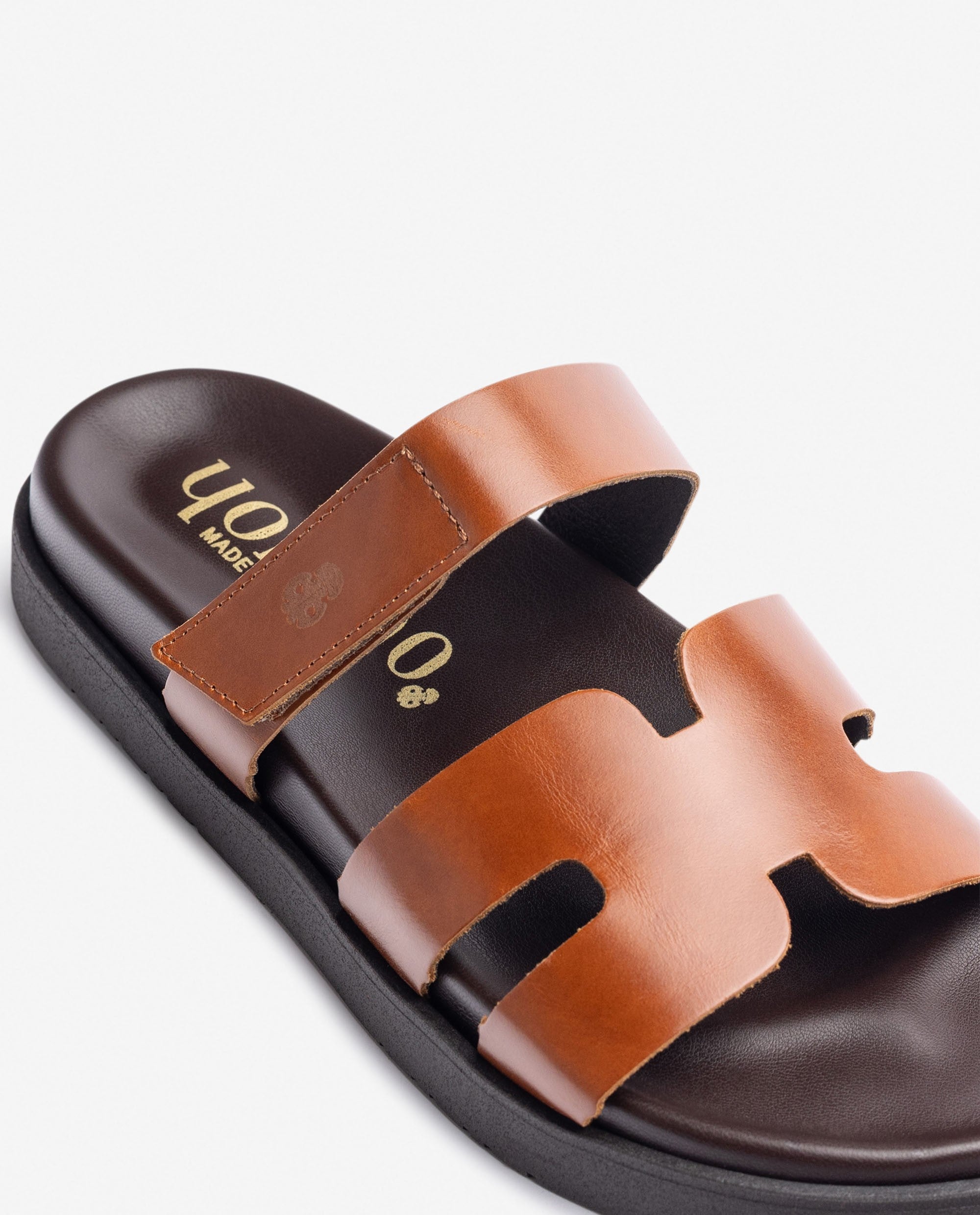 Sandalia plana MORENA-125 marrón_37635.jpg