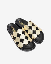 Sandalia plana MORENA-256 dorado_37025.jpg