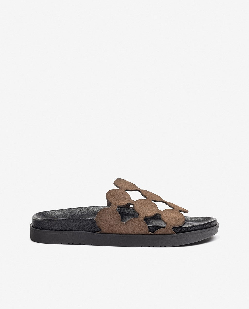 Sandalia plana MORENA-256 marrón_37479.jpg