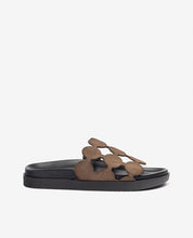 Sandalia plana MORENA-256 marrón_37479.jpg