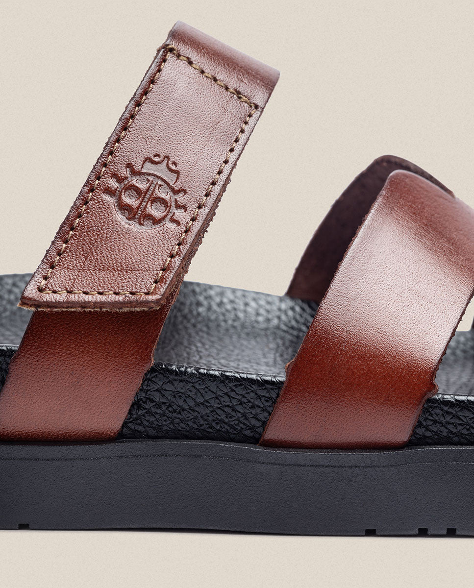 Sandalia plana Morena 125 marrón_33872.jpg