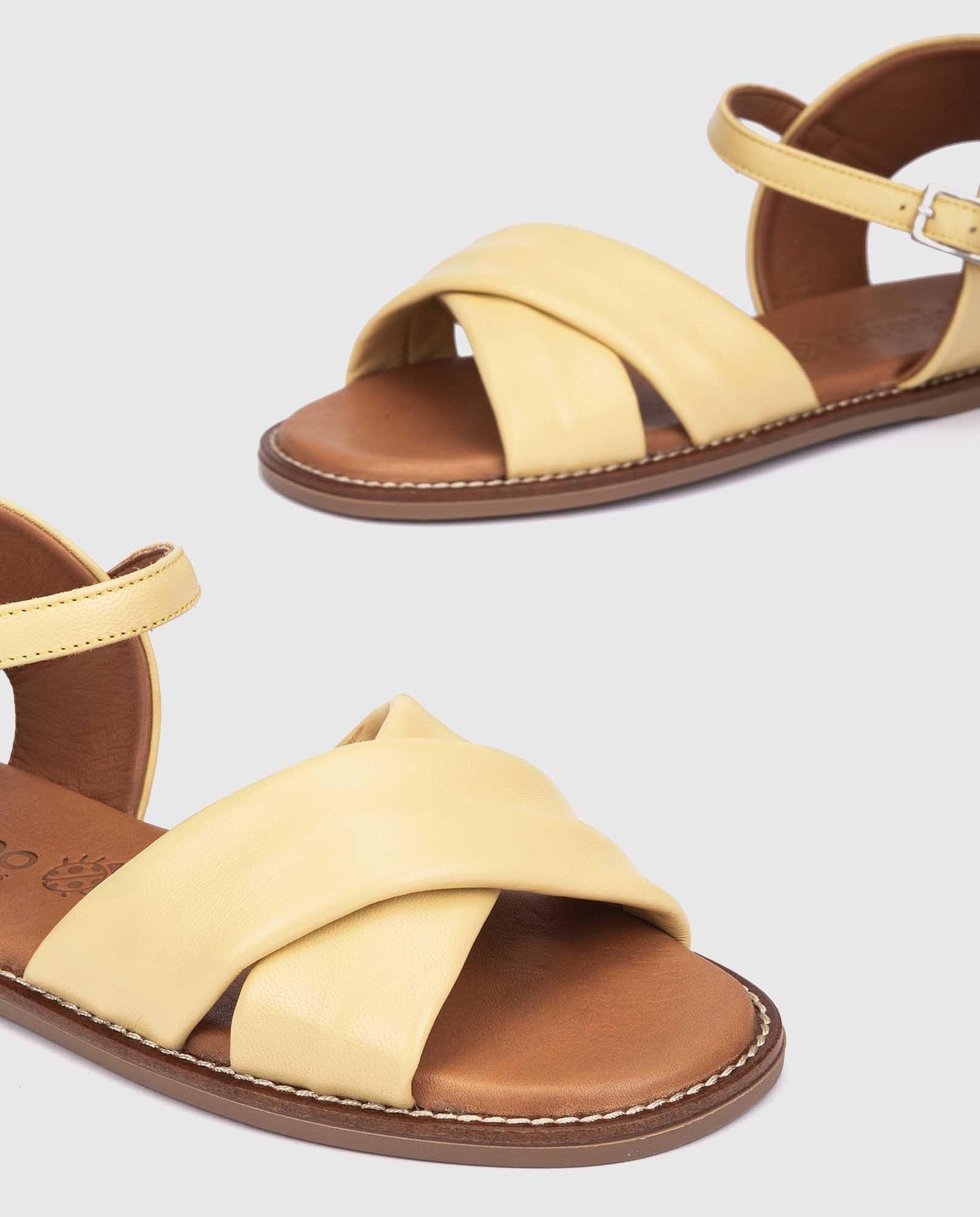 Sandalia plana Vera 003 amarillo_22666.jpg