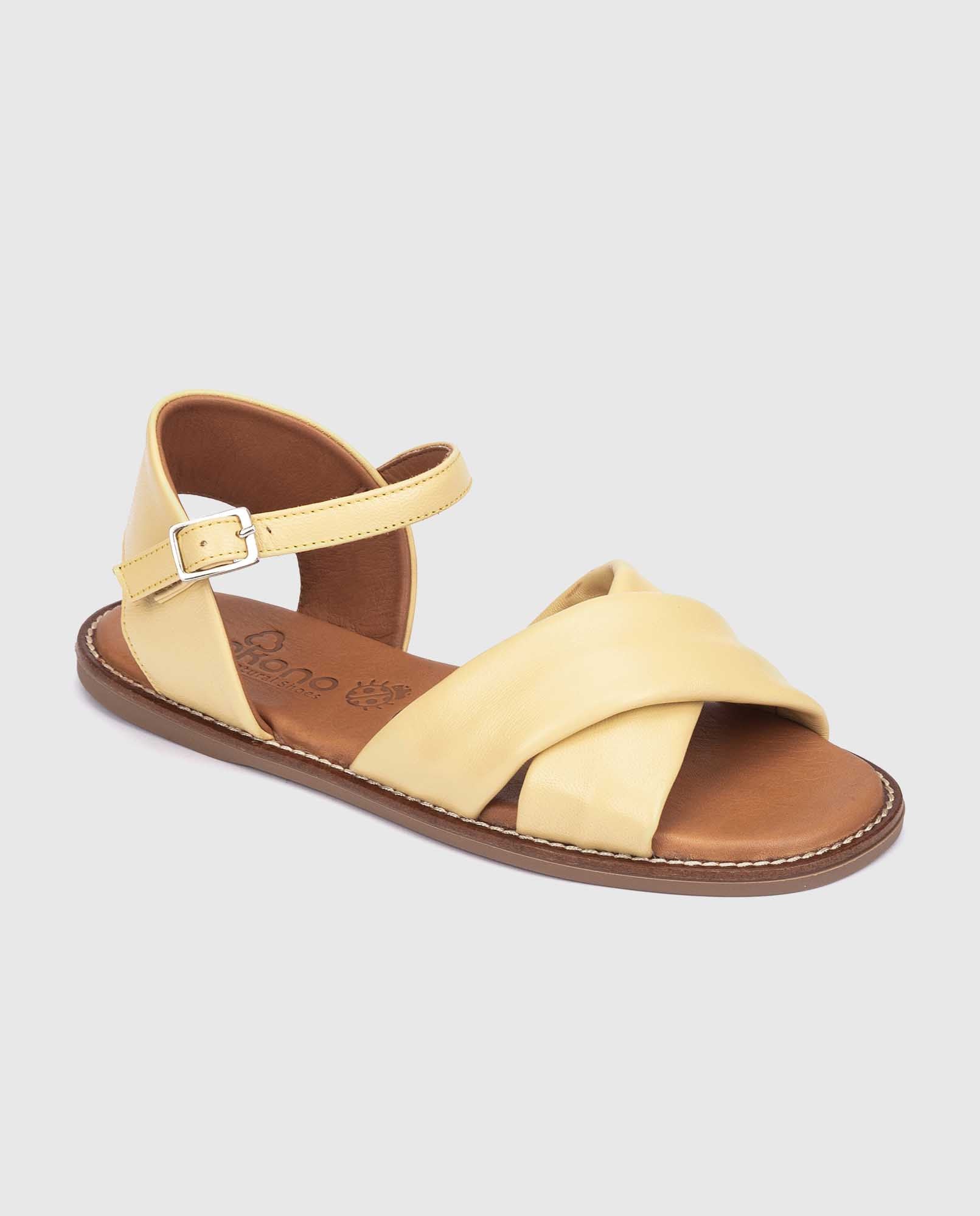 Sandalia plana Vera 003 amarillo_22672.jpg