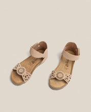 Sandalia plana Villa 086 beige_33481.jpg