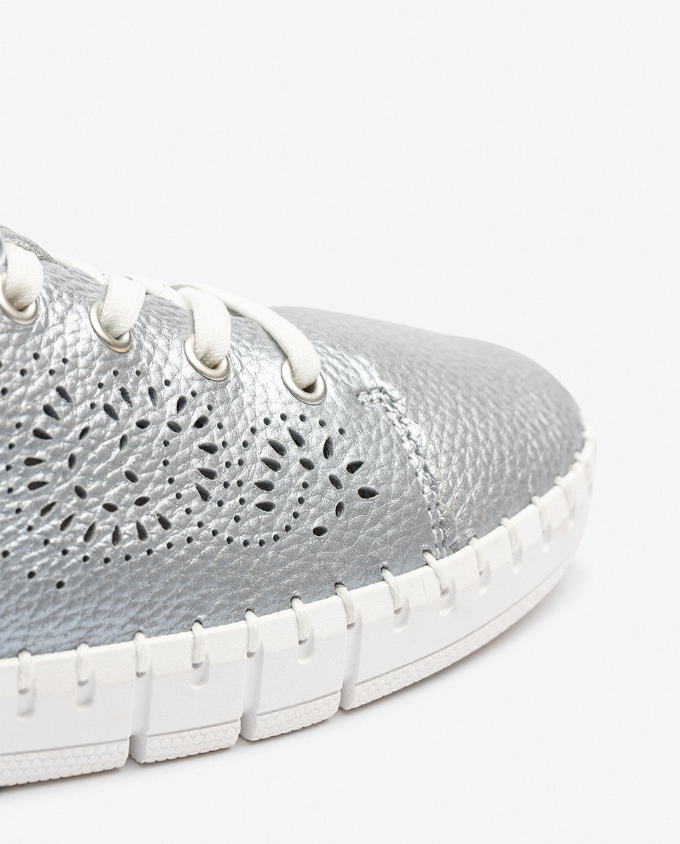 Sneaker FLOW-005 plateado_37212.jpg