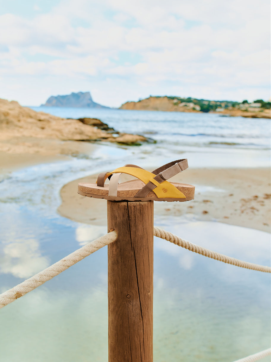 VANCONDIERESIS_YOKONO_SS25_MORAIRA_0103_WEB.jpg