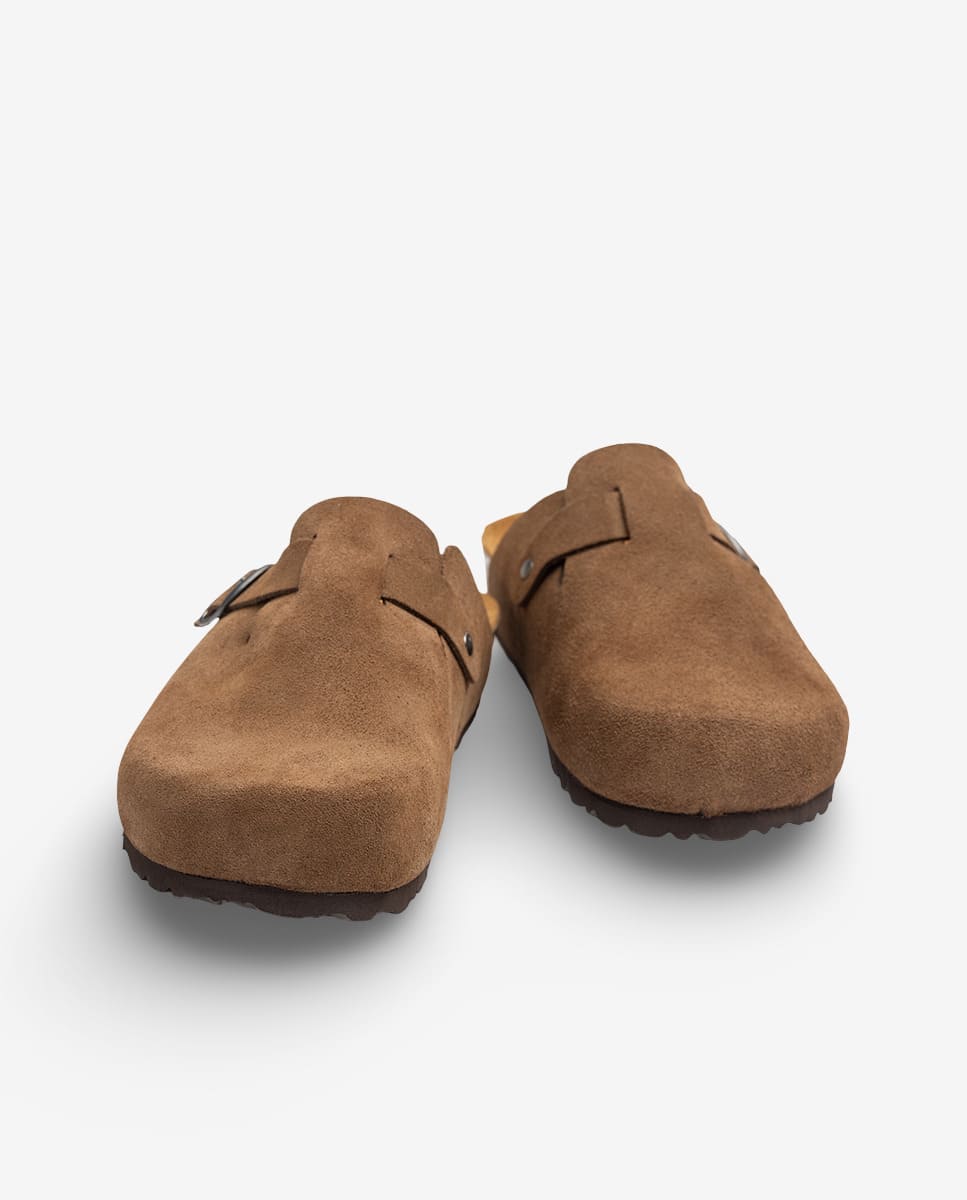 Scarpa piatta  ZUECO-559 marrone