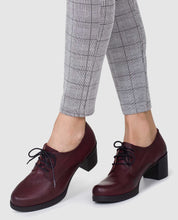 Zapato de tacón Berlin 016 burdeos_20176.jpg