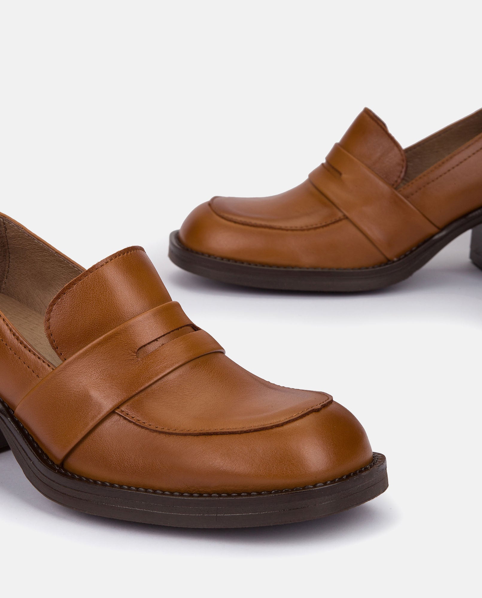 Zapato de tacón Landas 001 cuero_31517.jpg