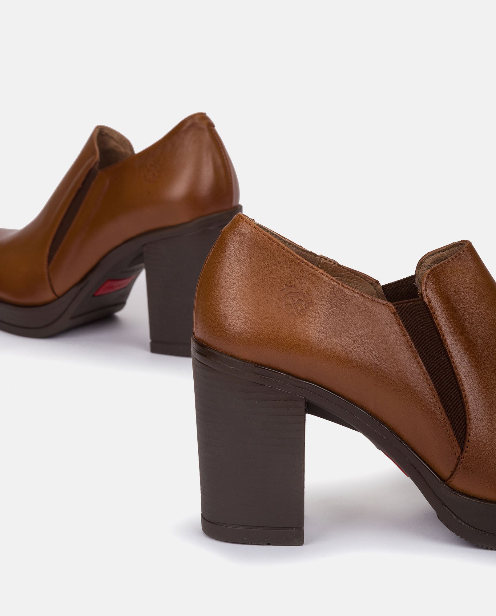 Zapato de tacón Pilsen 005 cuero_31588.jpg