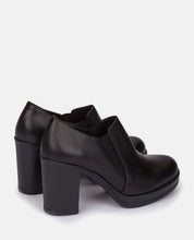 Zapato de tacón Pilsen 005 negro_31597.jpg