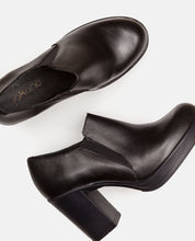 Zapato de tacón Pilsen 005 negro_31598.jpg