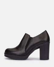 Zapato de tacón Pilsen 005 negro_31599.jpg