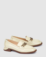 Zapato plano Amira 001 beige_20654.jpg