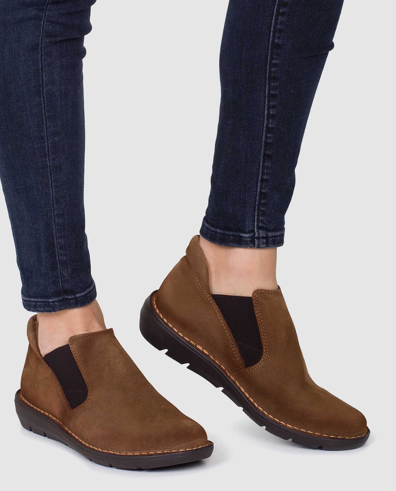 Zapato plano Lyon 003 taupe_20331.jpg