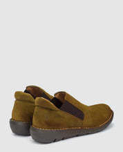 Zapato plano Lyon 003 verde_20323.jpg