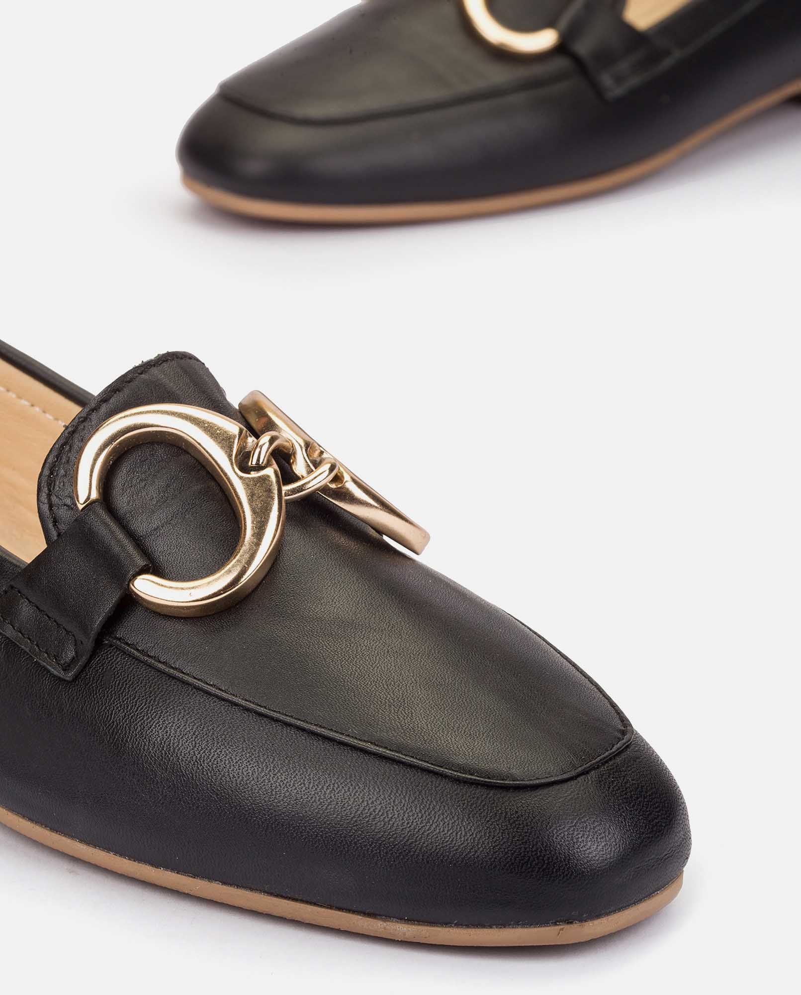 Zapato plano Regina 001 negro_24733.jpg