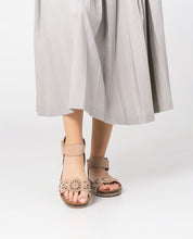Sandalia plana Villa 086 beige