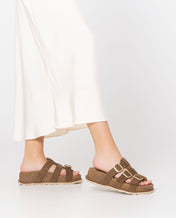 Sandalo con plateau OCA-004 marrone
