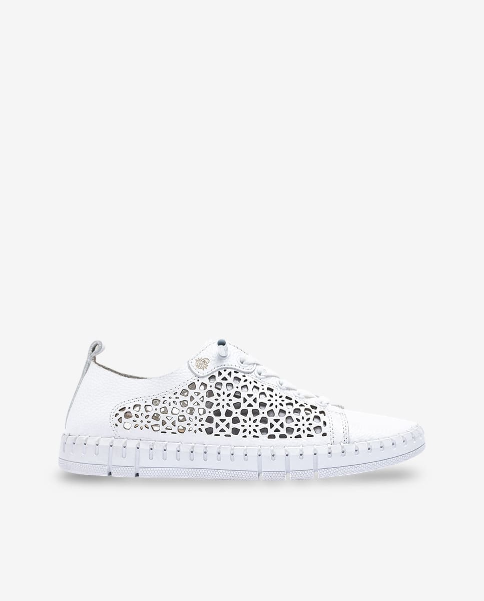 Flat shoe FLOW-002 white