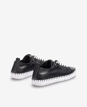 Flux de baskets 004 noir