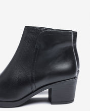 Black Lille-016 Heeled Booty