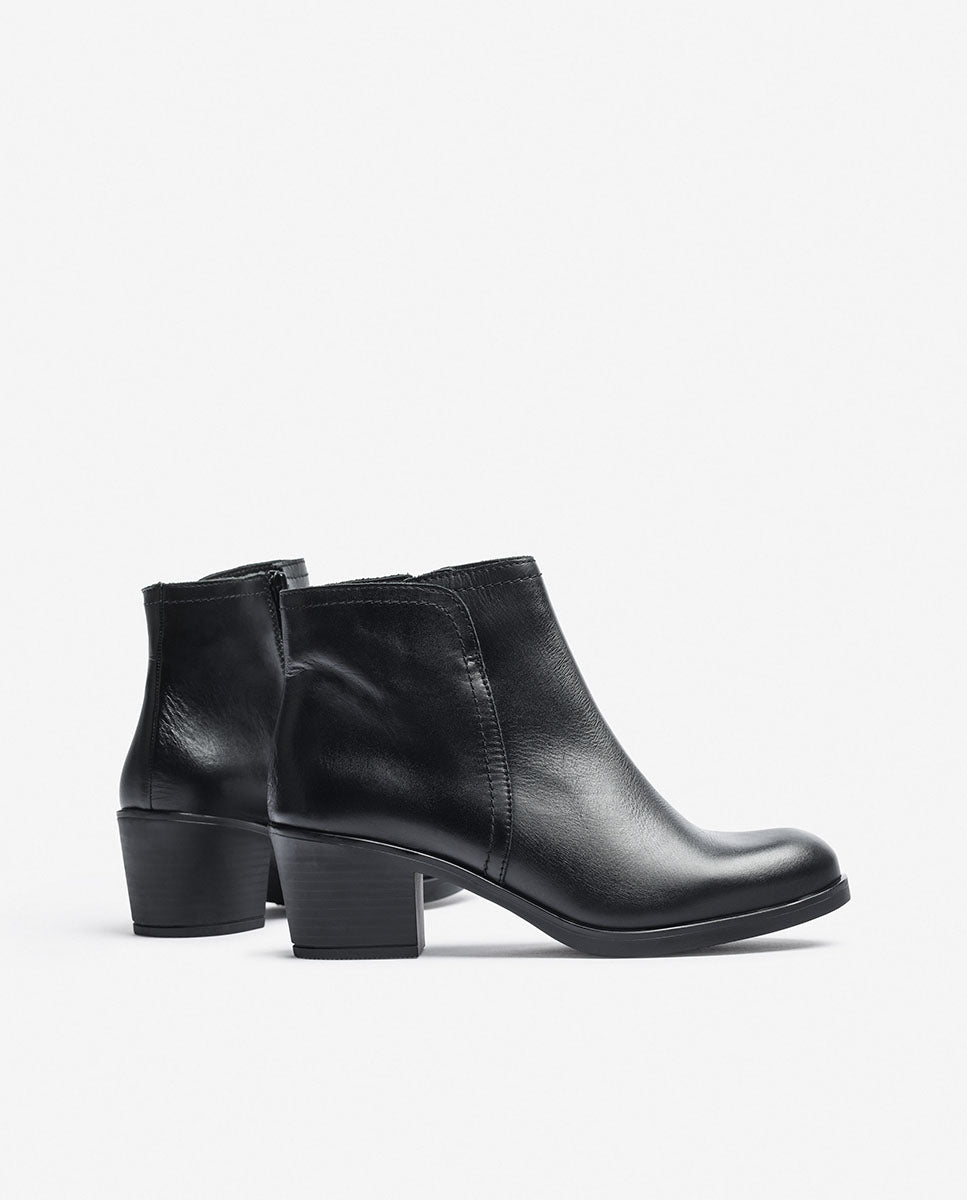Black Lille-016 Heeled Booty