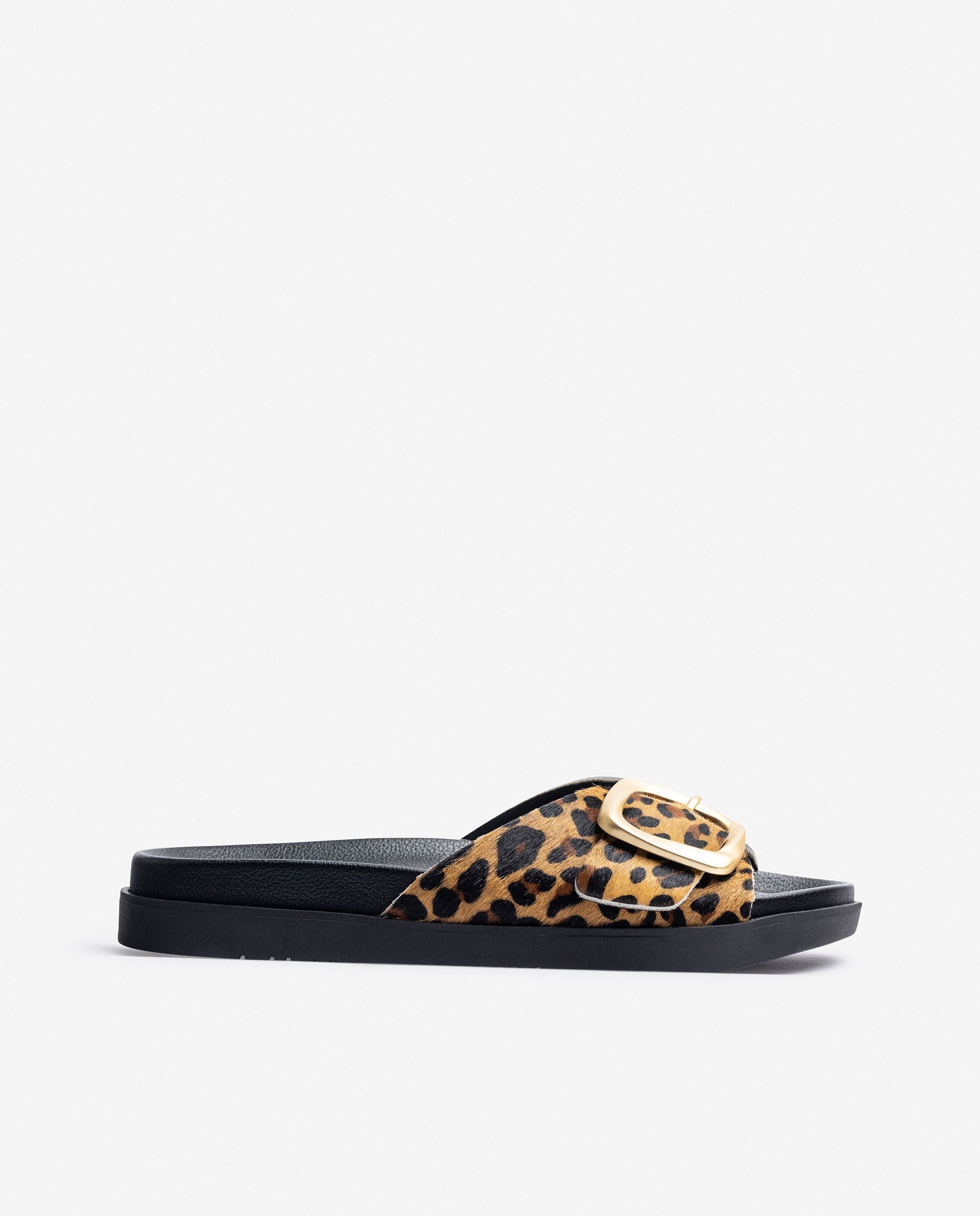 Sandalia plana MORENA-134 leopardo_37644.jpg