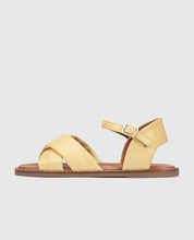 Sandalia plana Vera 003 amarillo_22670.jpg