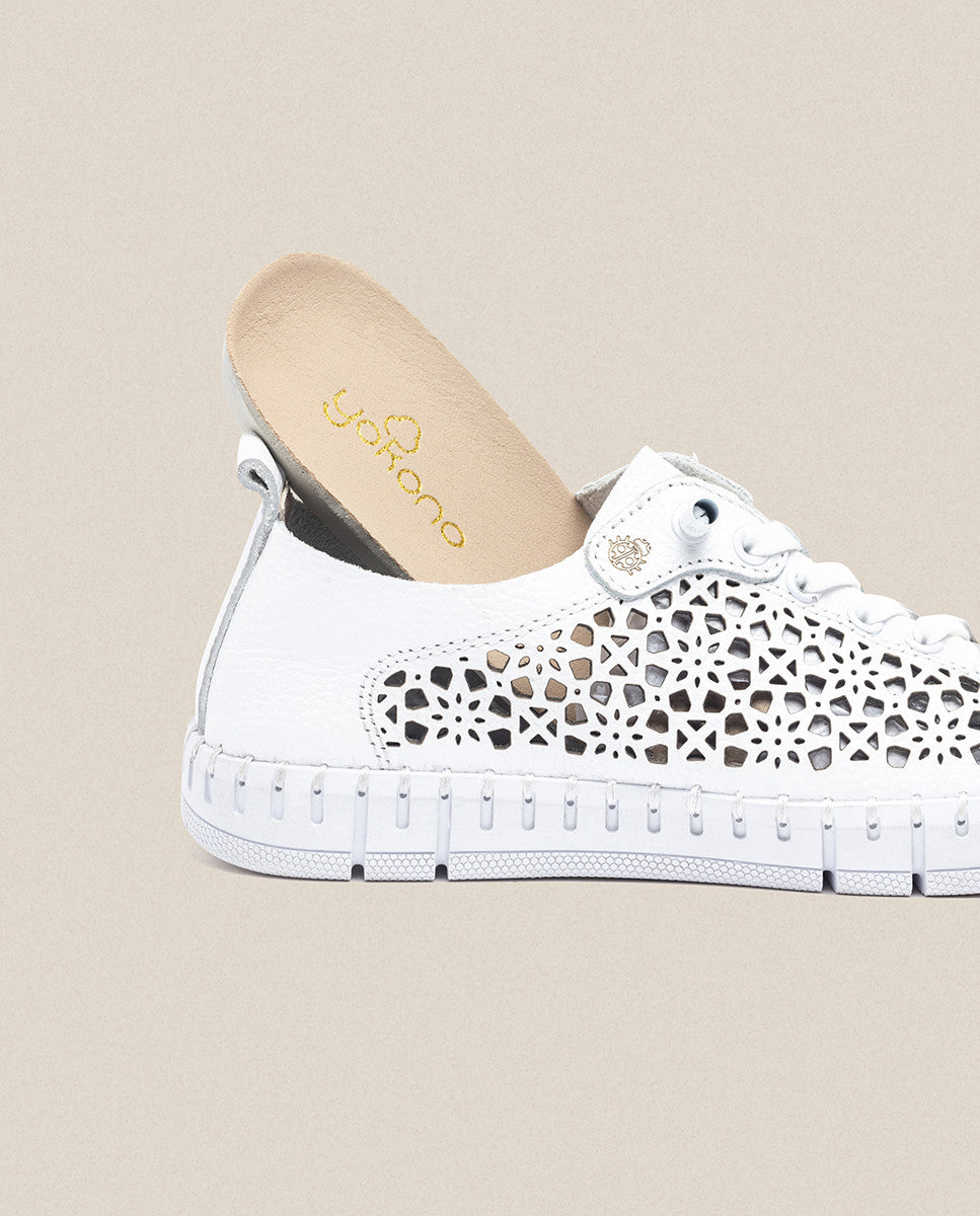 Flat shoe FLOW-002 white