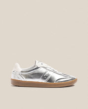 Sneakers YOK-001 plateado_34950.jpg
