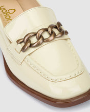 Zapato plano Amira 001 beige_20653.jpg