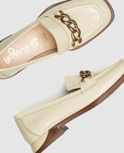 Zapato plano Amira 001 beige_20656.jpg