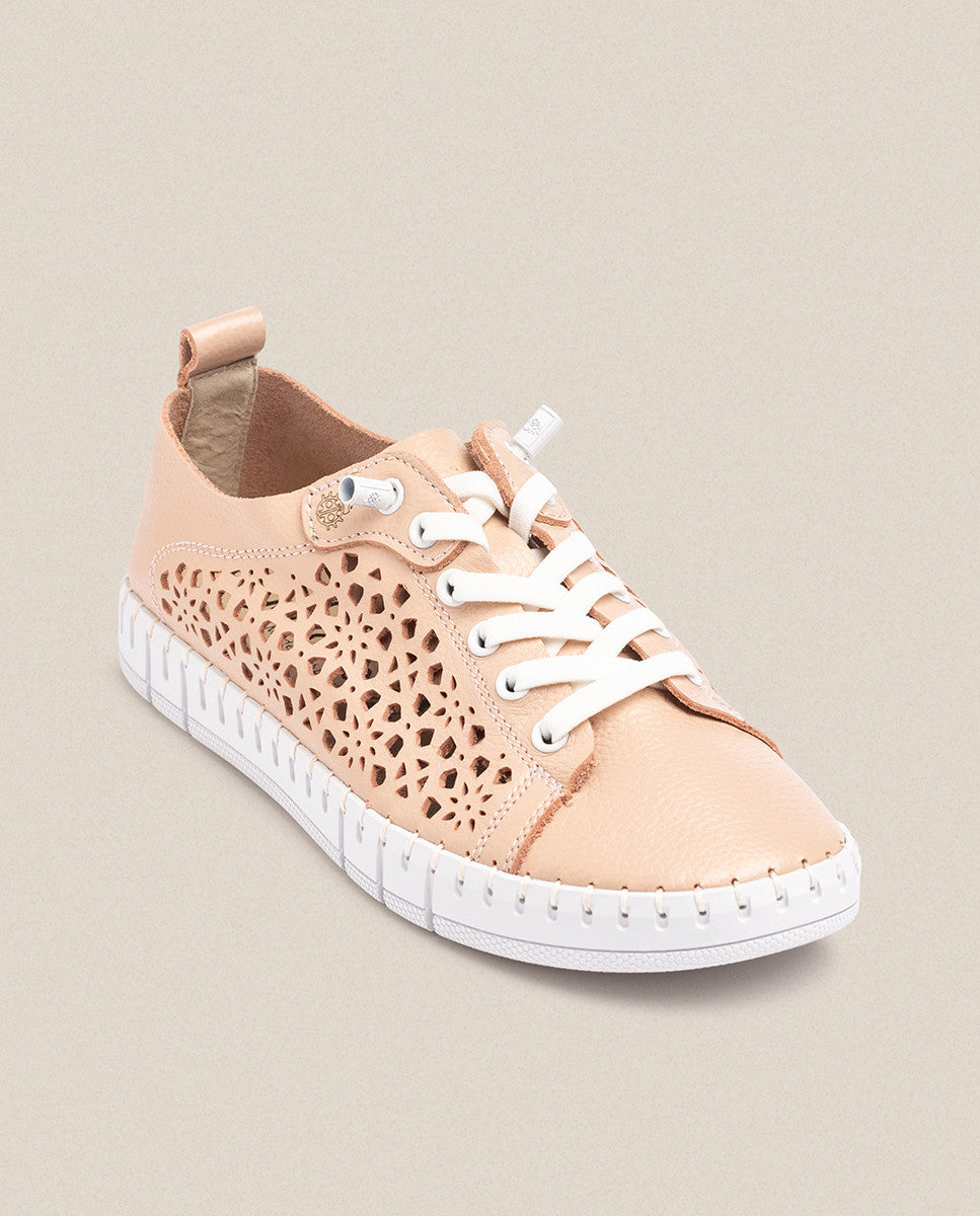 Flow 002 Rosa · Sneakers - Yokono
