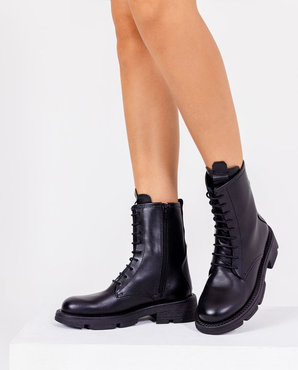 Flat ankle boot ELZE-003 black Flat ankle boot ELZE-003 black